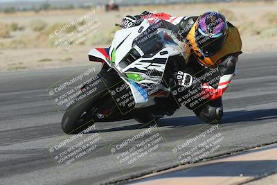 media/Sep-20-2025-Race Pace (Sat) [[d4e1b33f4d]]/Non Verified/Turn 4 Inside (8am)/